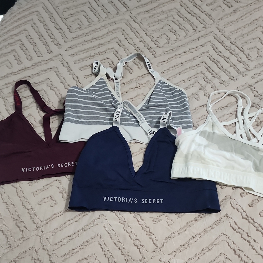 VS / Pink bralettes